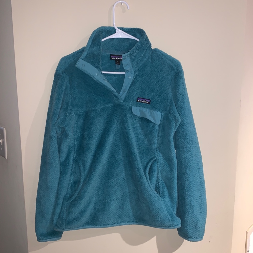 Patagonia fuzzy snap pullover